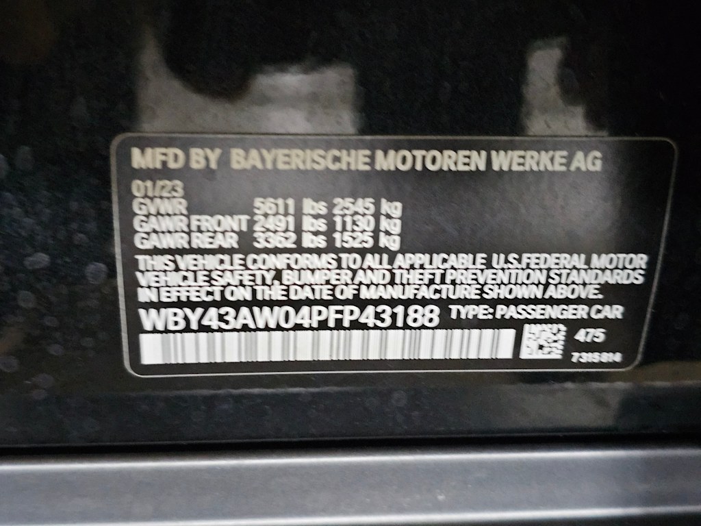 Thumbnail: 2023 BMW i4 - 21