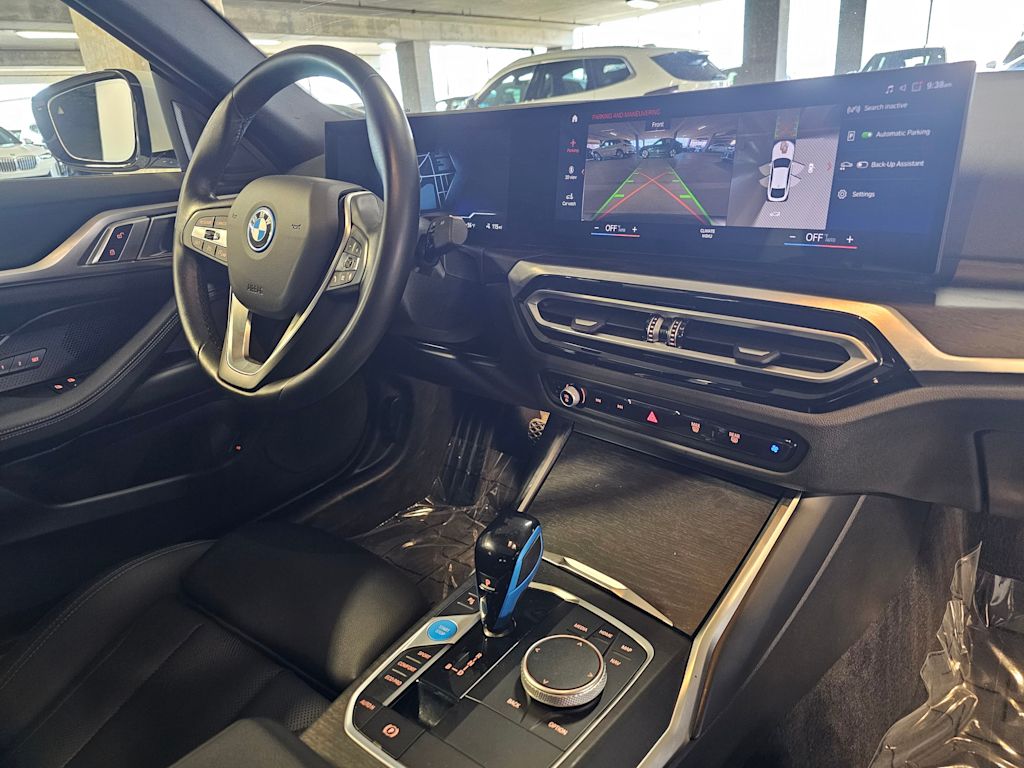 Thumbnail: 2023 BMW i4 - 14