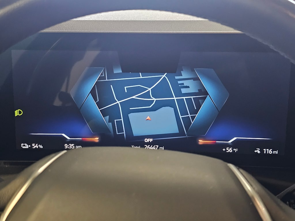 Thumbnail: 2023 BMW i4 - 17