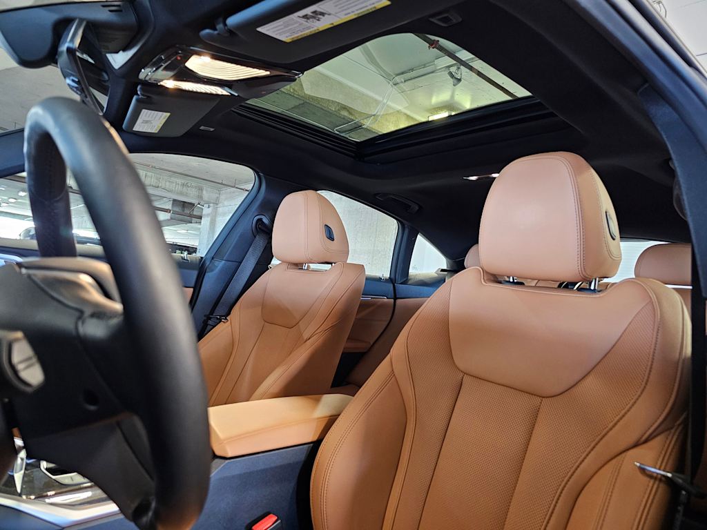 Thumbnail: 2023 BMW i4 - 32