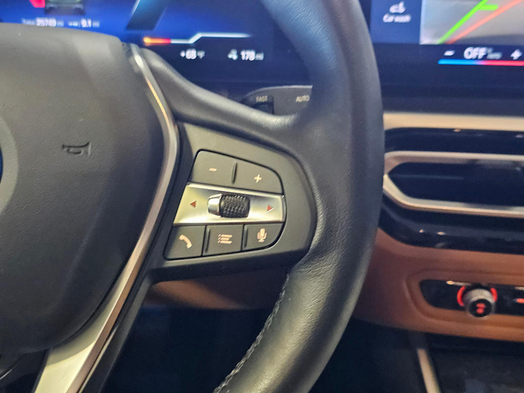 Thumbnail: 2023 BMW i4 - 26