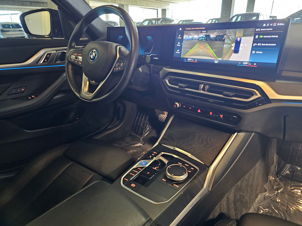 Thumbnail: 2023 BMW i4 - 14