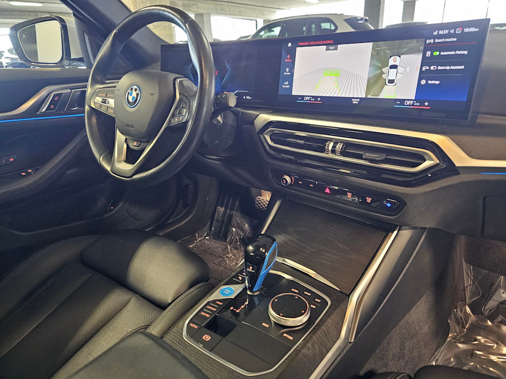 Thumbnail: 2023 BMW i4 - 14