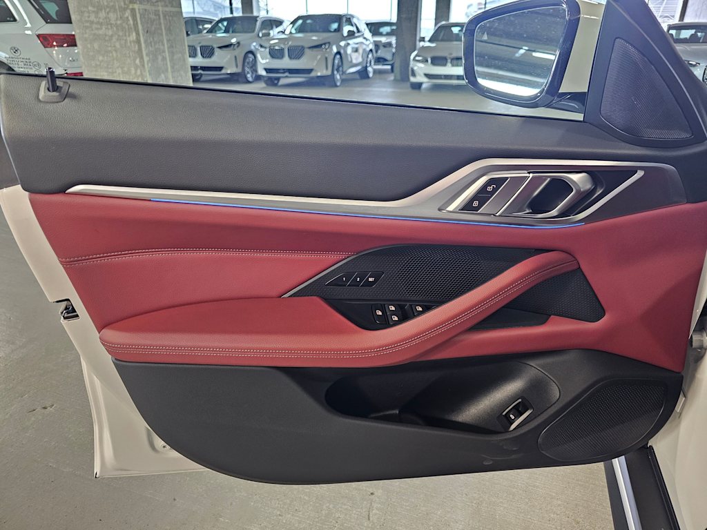 Thumbnail: 2023 BMW i4 - 32