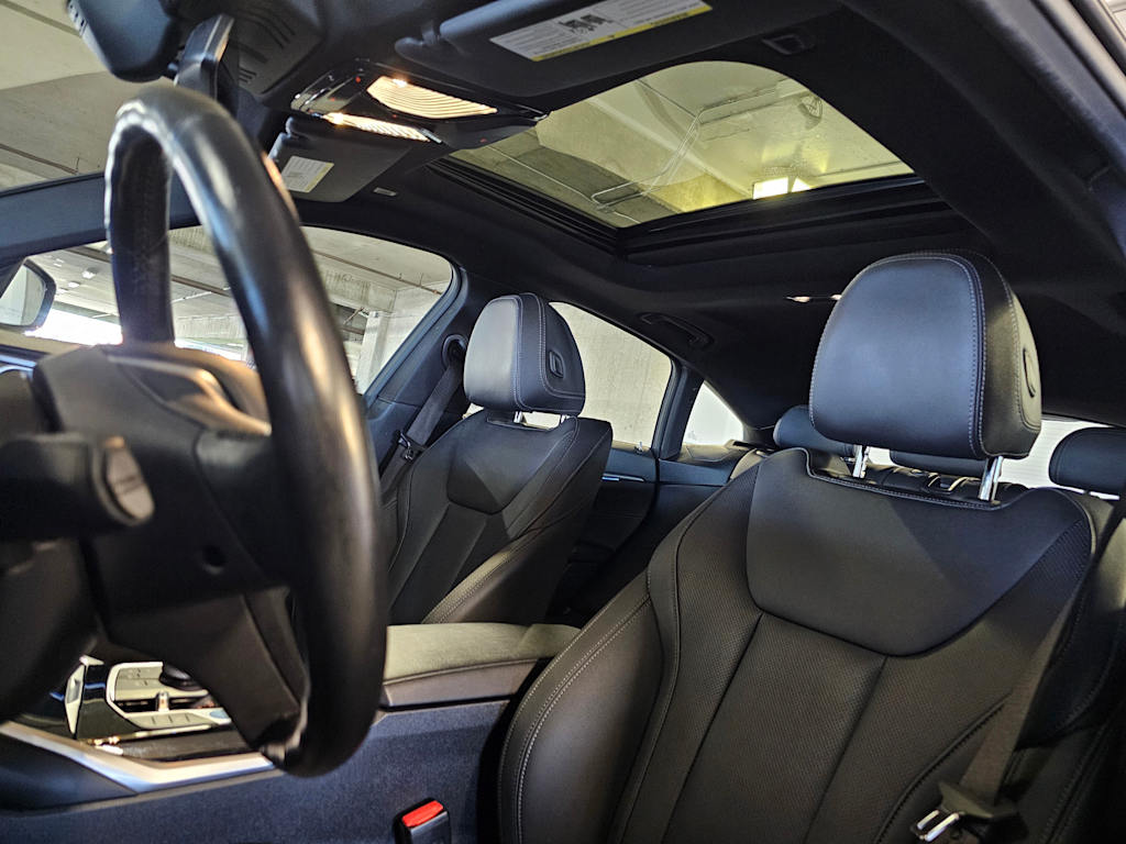 Thumbnail: 2023 BMW i4 - 7
