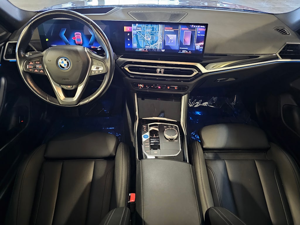 Thumbnail: 2023 BMW i4 - 10
