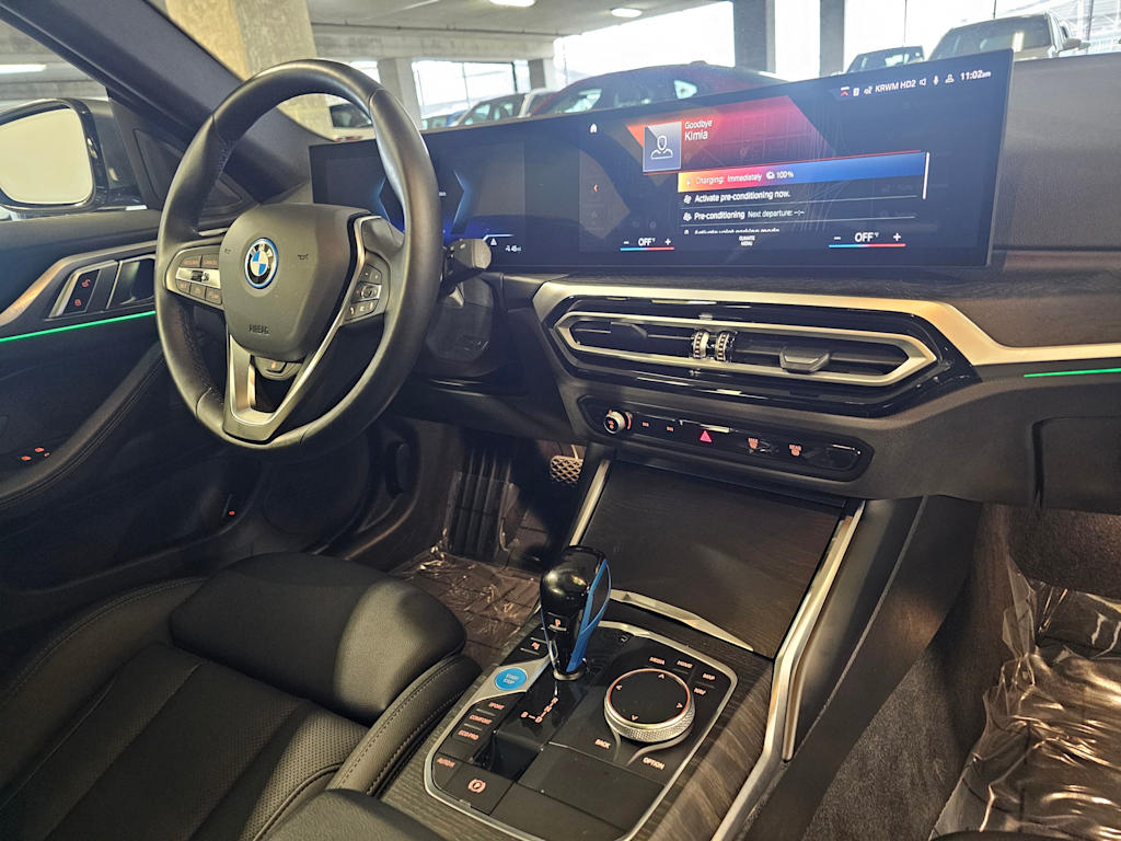 Thumbnail: 2023 BMW i4 - 14