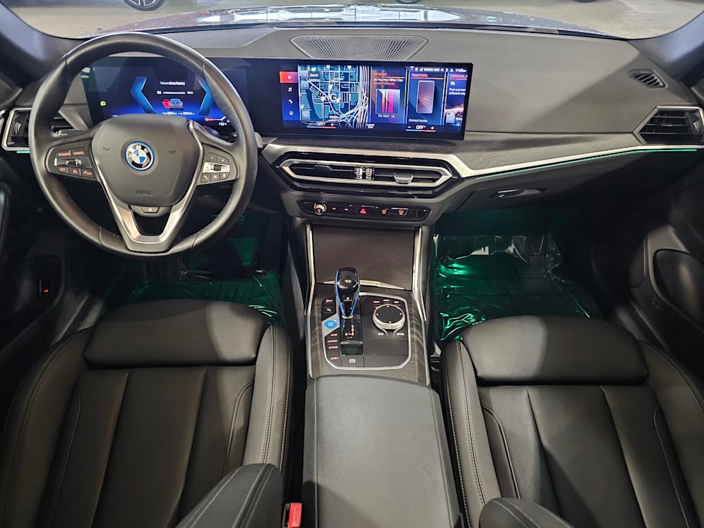 Thumbnail: 2023 BMW i4 - 9