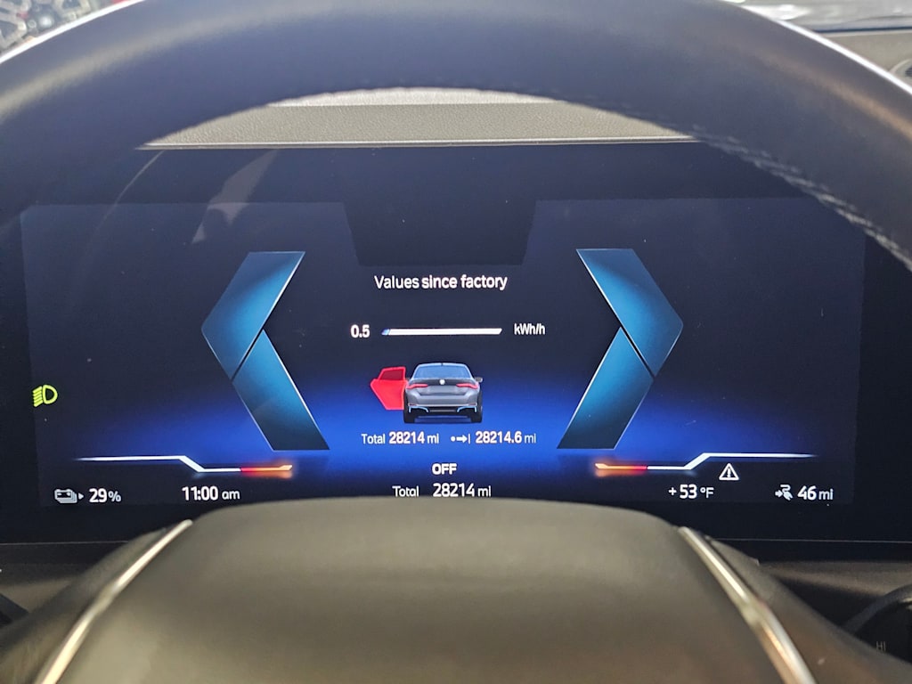 Thumbnail: 2023 BMW i4 - 17