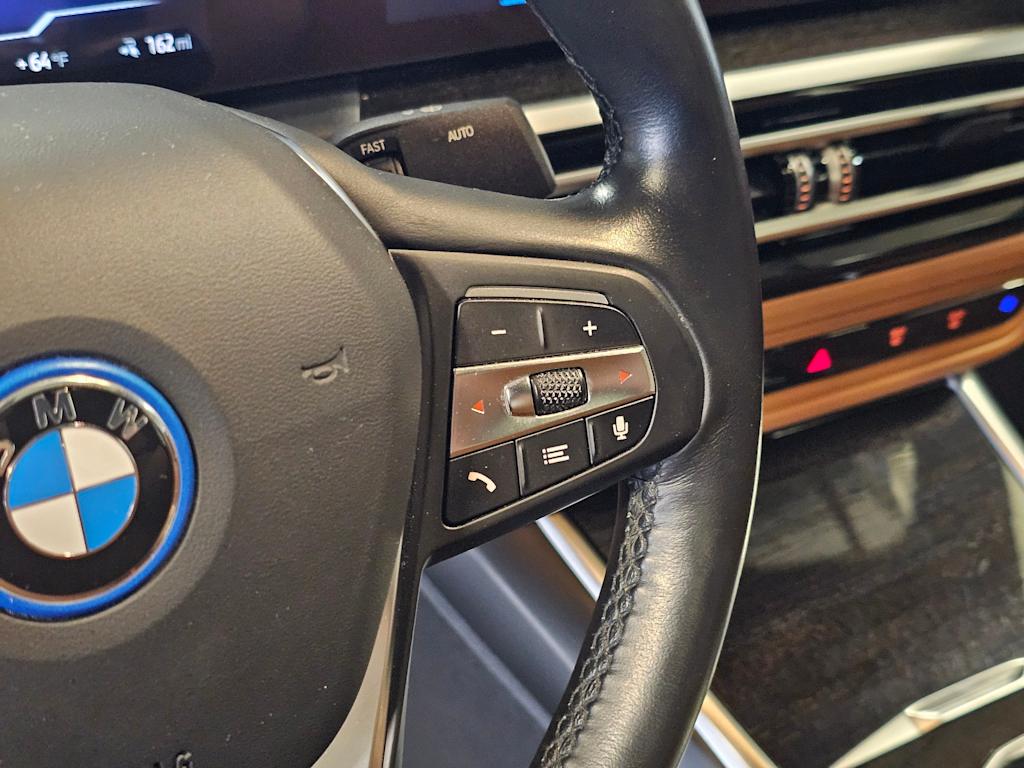 Thumbnail: 2023 BMW i4 - 24