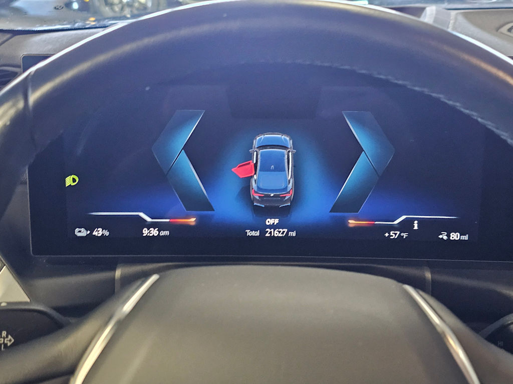 Thumbnail: 2023 BMW i4 - 18