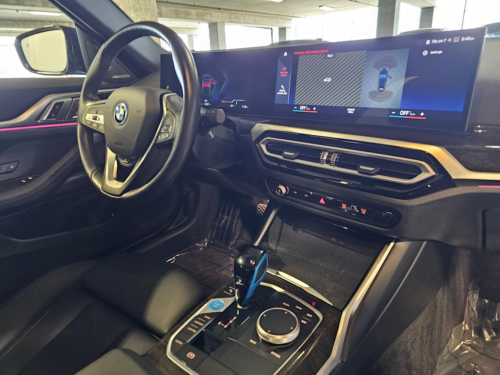 Thumbnail: 2023 BMW i4 - 15