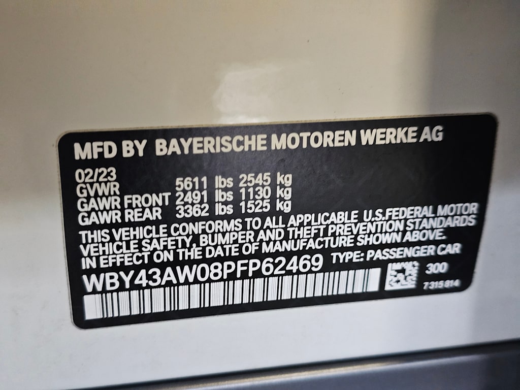 Thumbnail: 2023 BMW i4 - 20