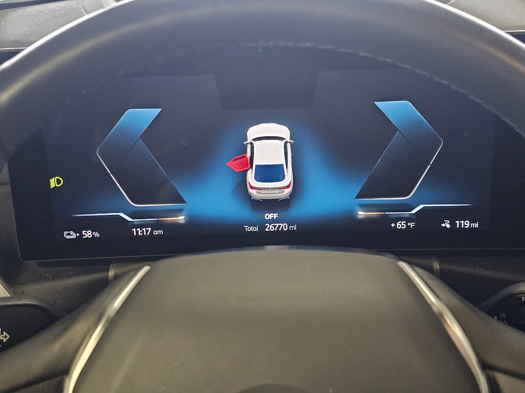 Thumbnail: 2023 BMW i4 - 17