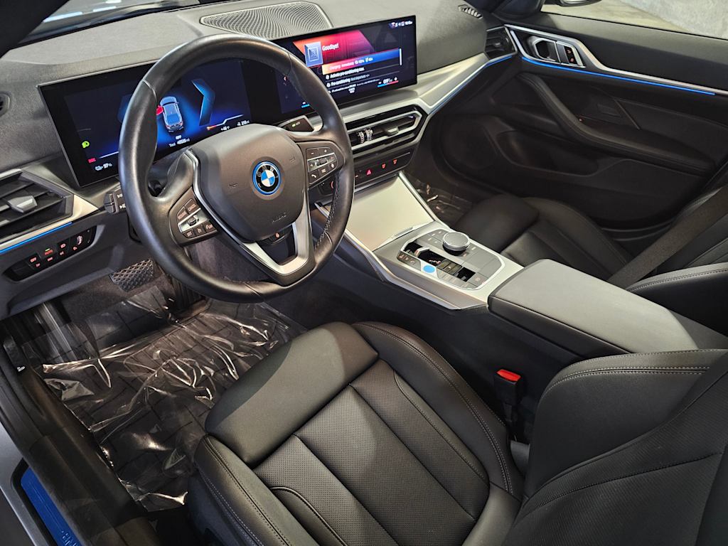 Thumbnail: 2023 BMW i4 - 2