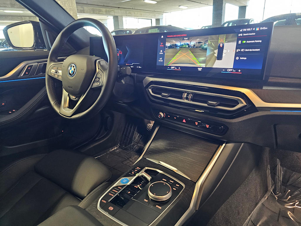 Thumbnail: 2023 BMW i4 - 14