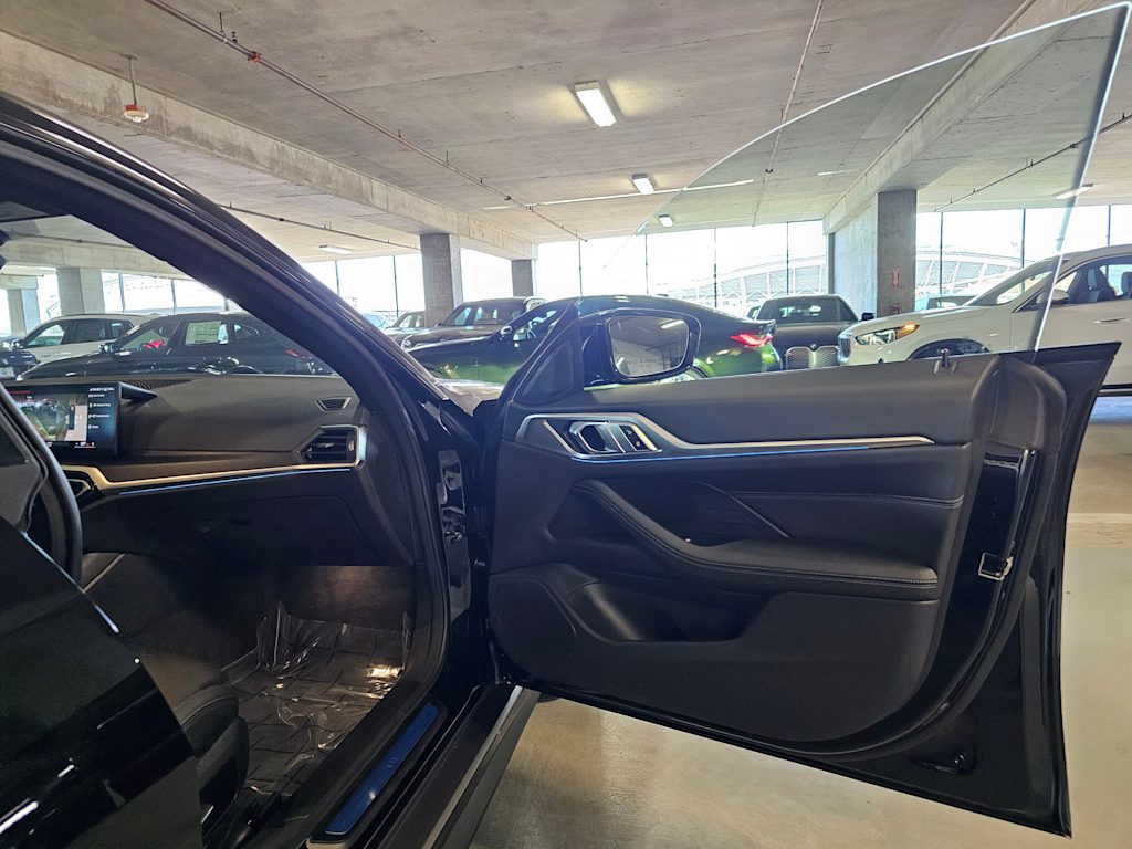 Thumbnail: 2023 BMW i4 - 36