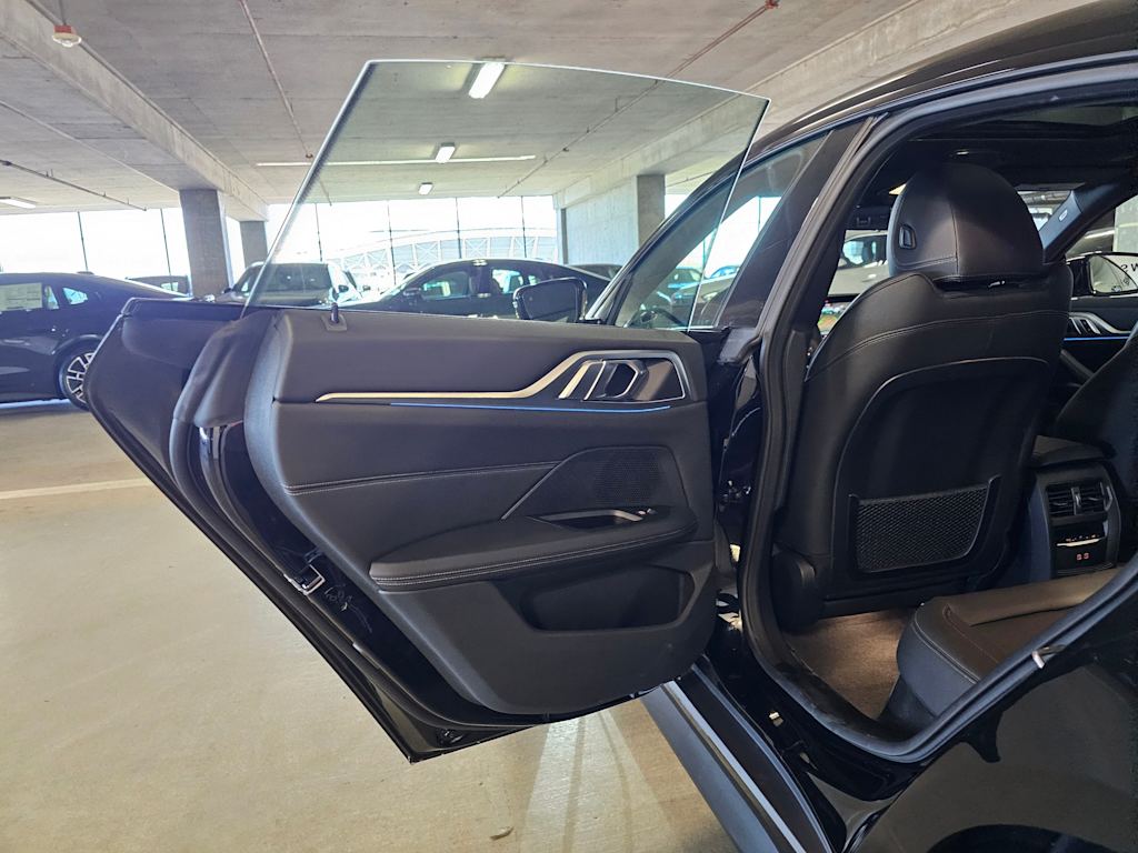 Thumbnail: 2023 BMW i4 - 32