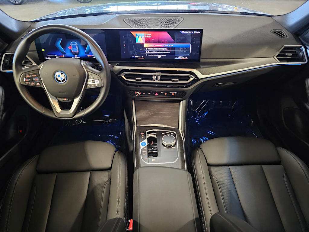 Thumbnail: 2023 BMW i4 - 9