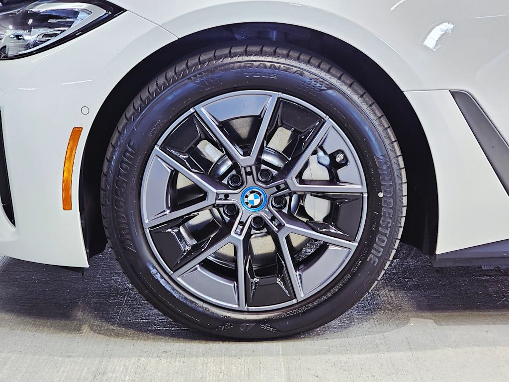 Thumbnail: 2023 BMW i4 - 7