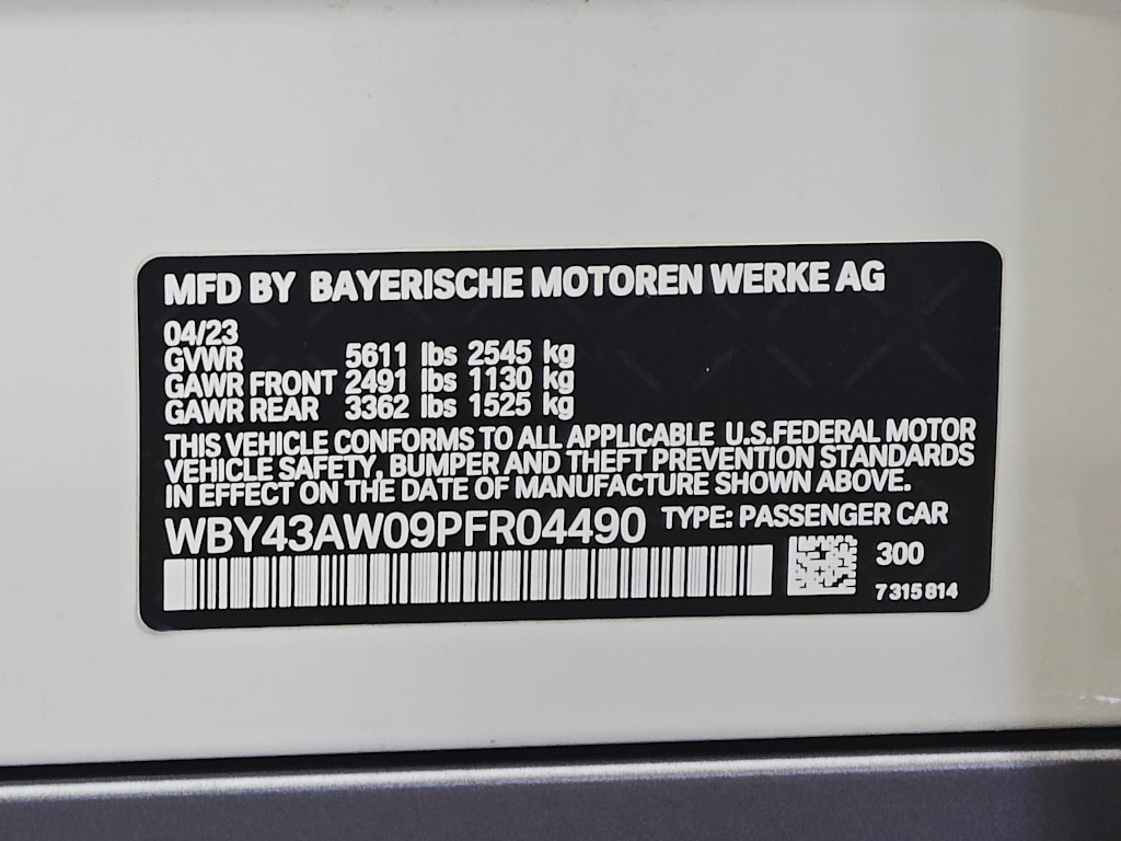 Thumbnail: 2023 BMW i4 - 18