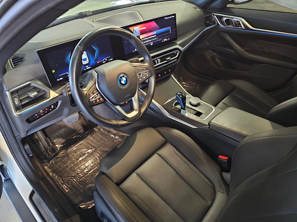 Thumbnail: 2023 BMW i4 - 2