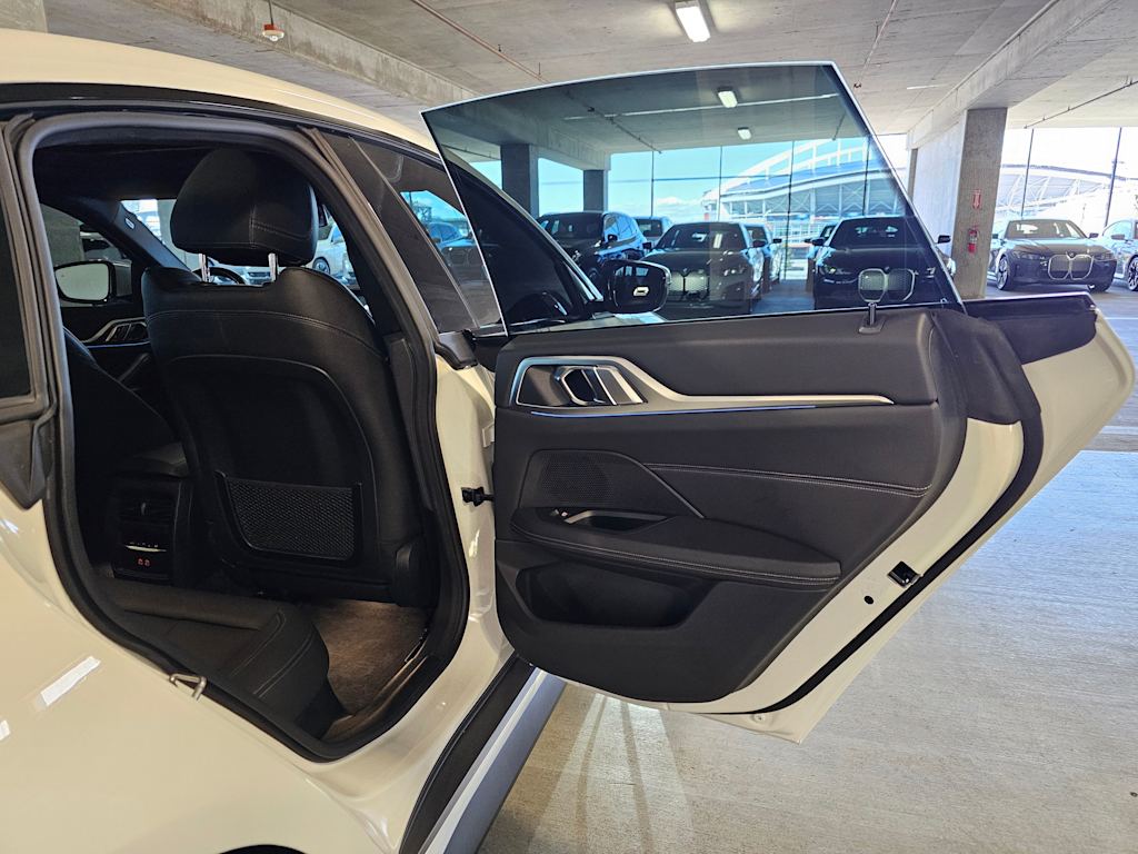 Thumbnail: 2023 BMW i4 - 34