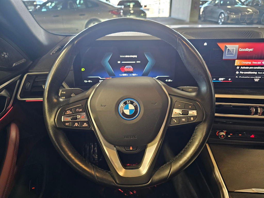 Thumbnail: 2023 BMW i4 - 13