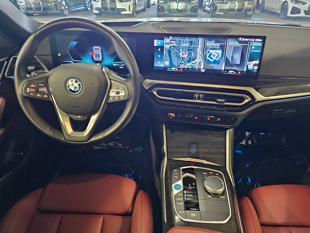 Thumbnail: 2023 BMW i4 - 9
