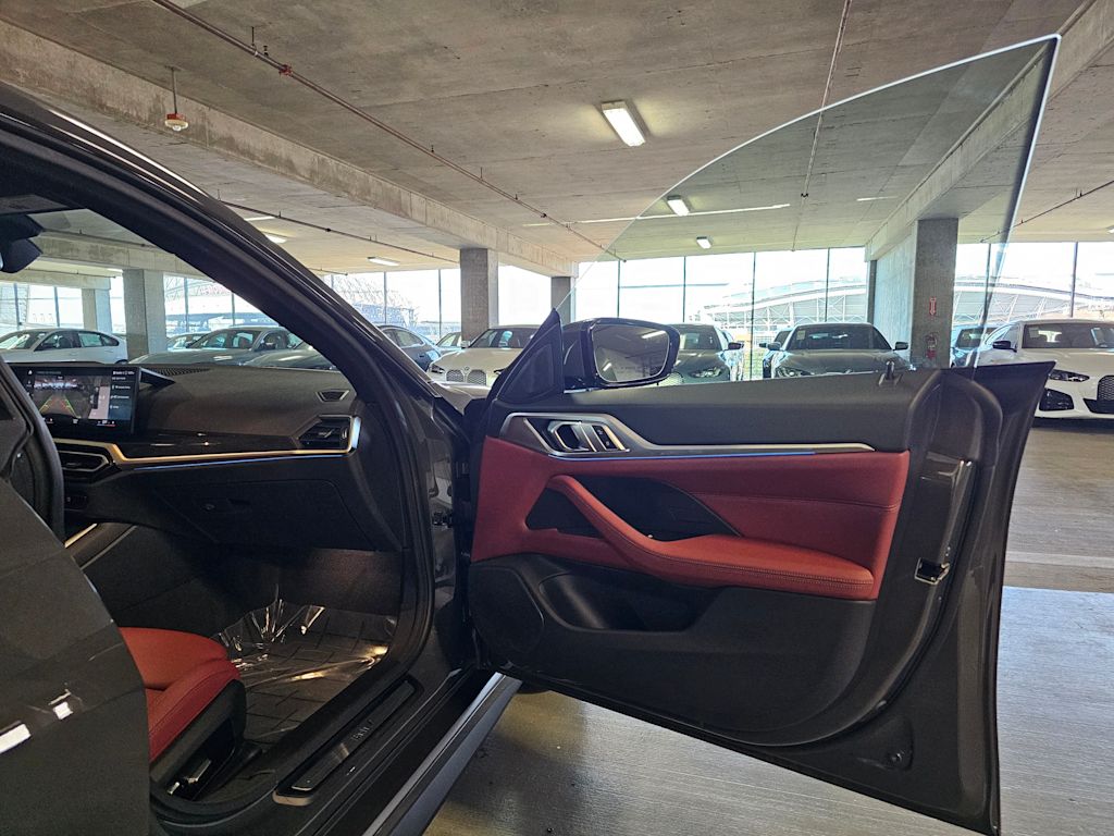 Thumbnail: 2023 BMW i4 - 31