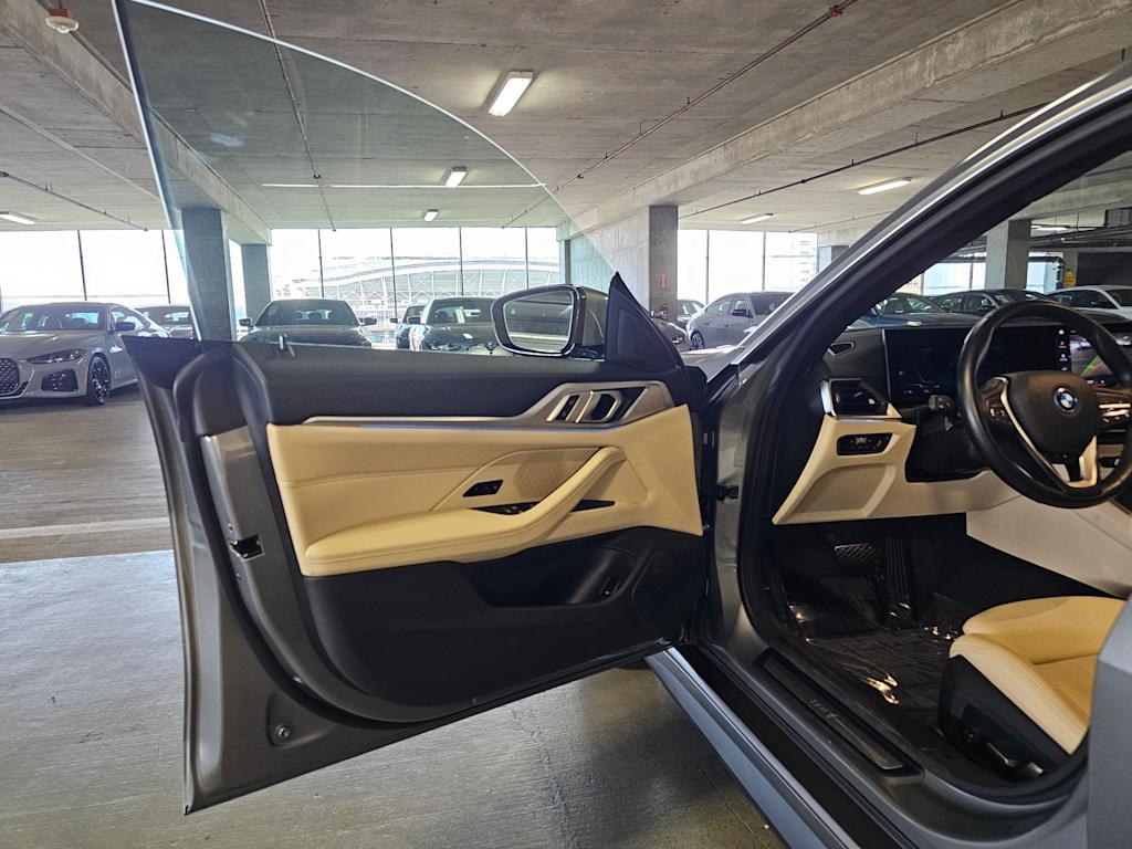 Thumbnail: 2023 BMW i4 - 27