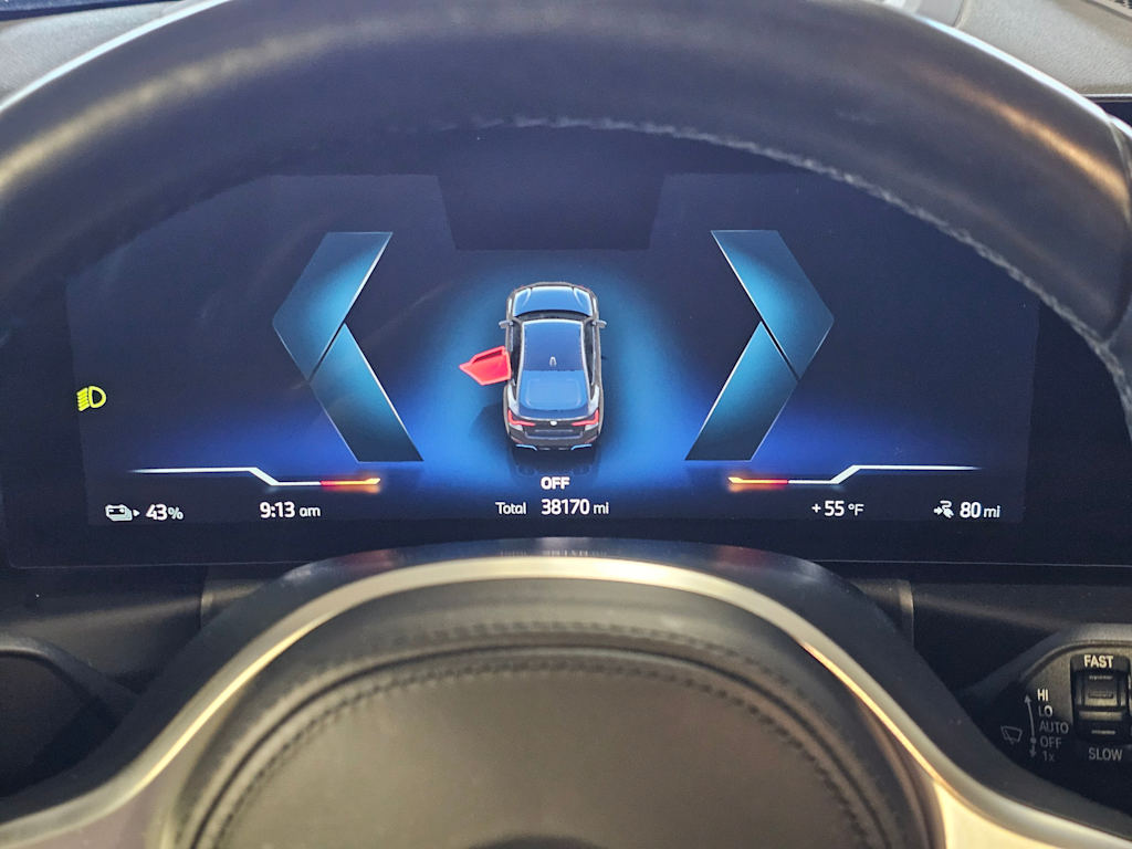 Thumbnail: 2024 BMW i4 - 17