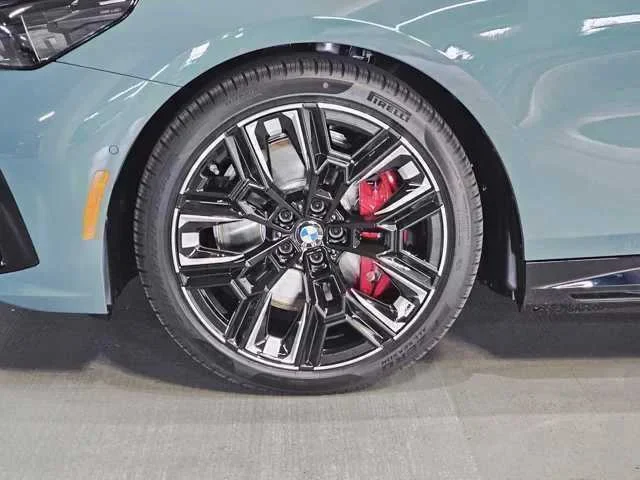 Thumbnail: 2025 BMW i5 - 3