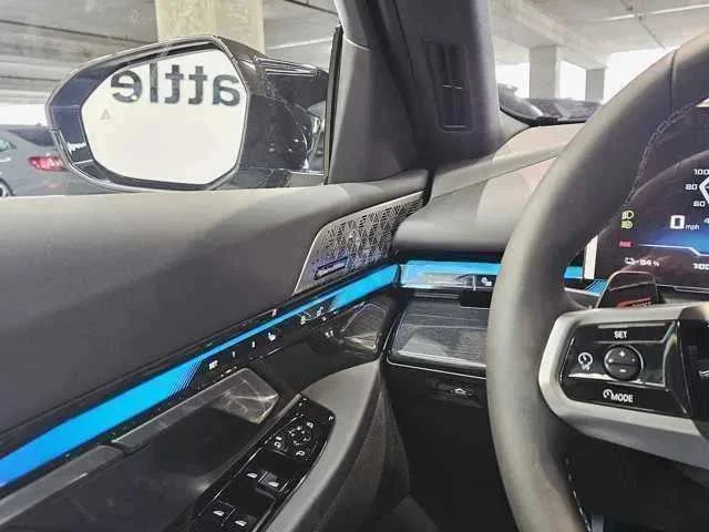 Thumbnail: 2025 BMW i5 - 13
