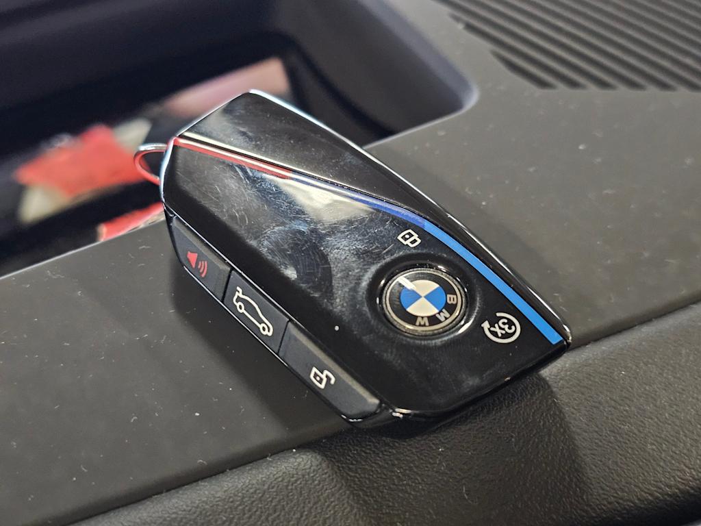 Thumbnail: 2025 BMW i5 - 19
