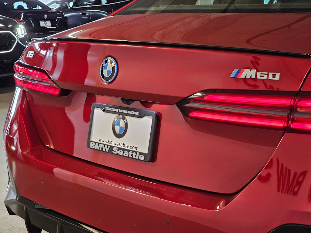 Thumbnail: 2025 BMW i5 - 21