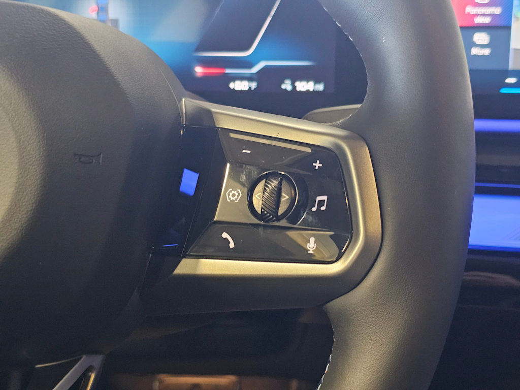 Thumbnail: 2025 BMW i5 - 22
