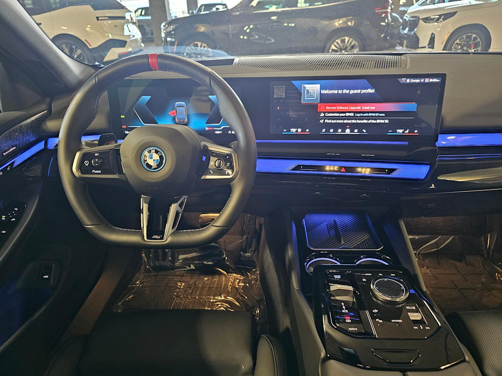 Thumbnail: 2025 BMW i5 - 9