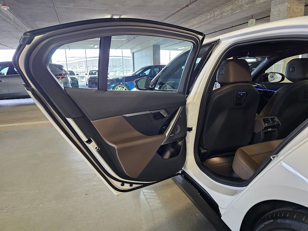 Thumbnail: 2025 BMW i5 - 7