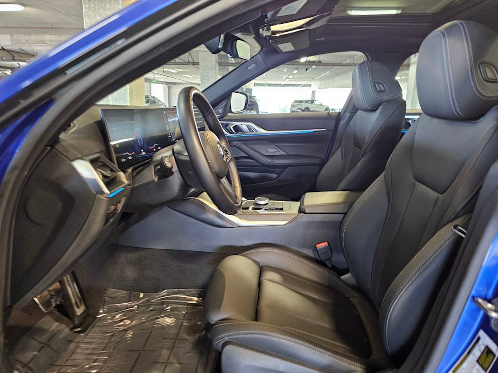 Thumbnail: 2023 BMW i4 - 11