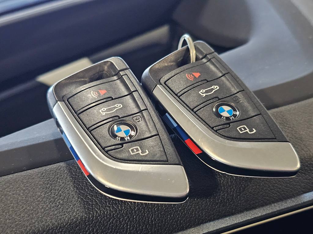 Thumbnail: 2023 BMW i4 - 35