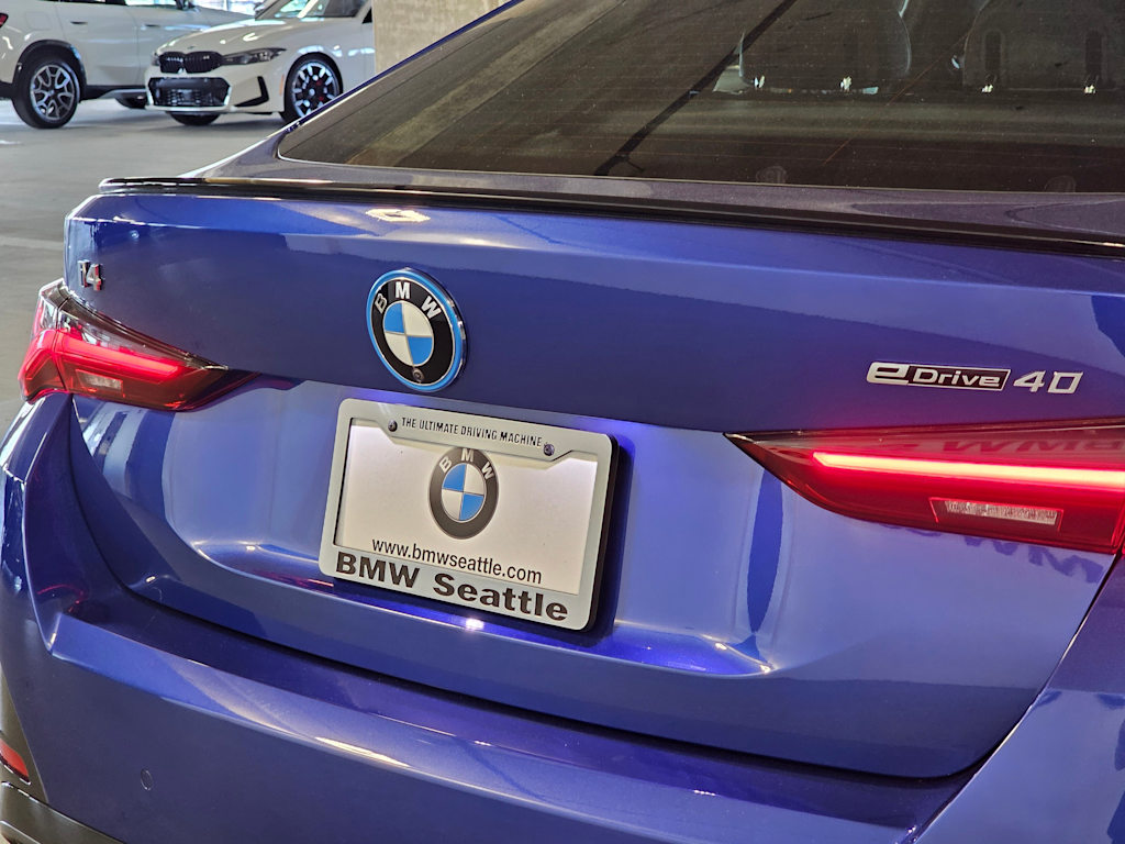 Thumbnail: 2023 BMW i4 - 7