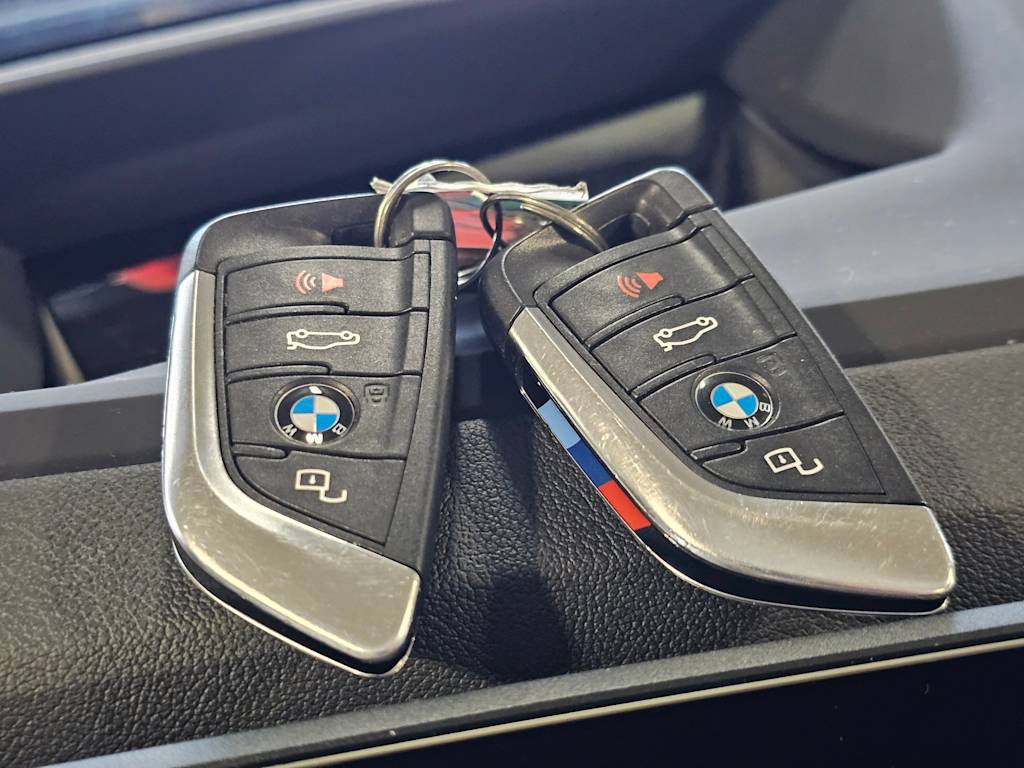Thumbnail: 2023 BMW i4 - 35