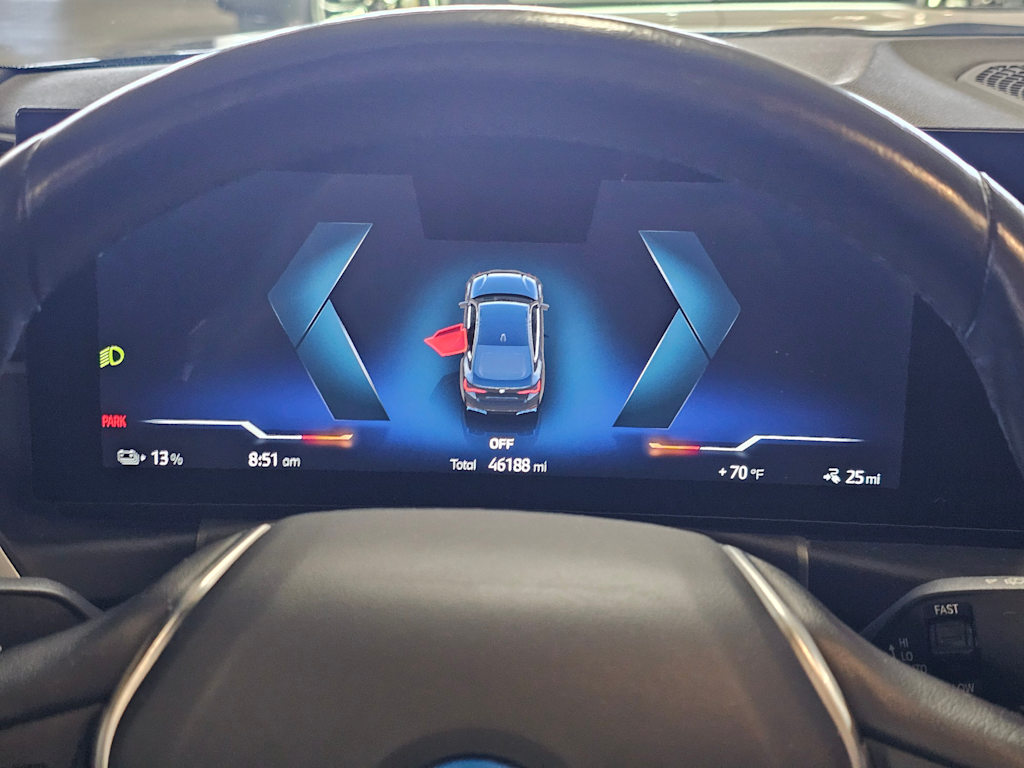 Thumbnail: 2023 BMW i4 - 17
