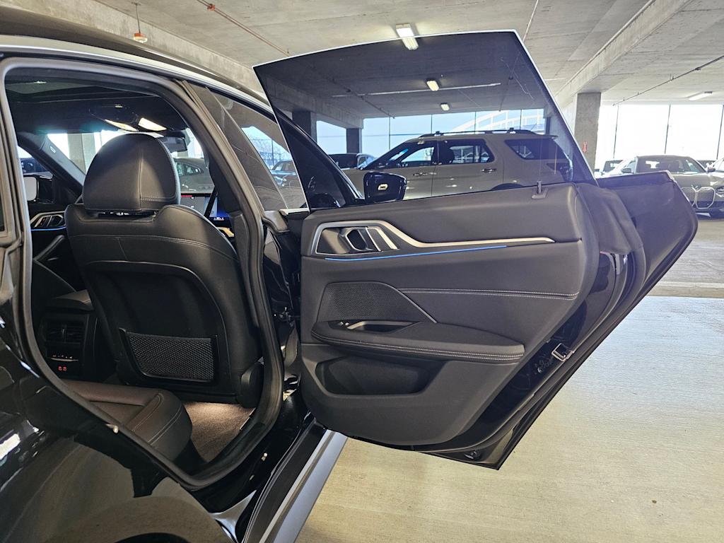 Thumbnail: 2023 BMW i4 - 30