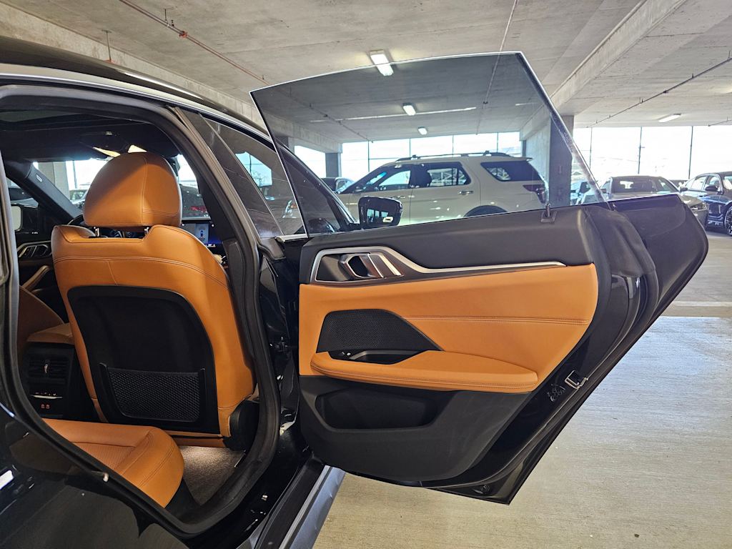 Thumbnail: 2022 BMW i4 - 34