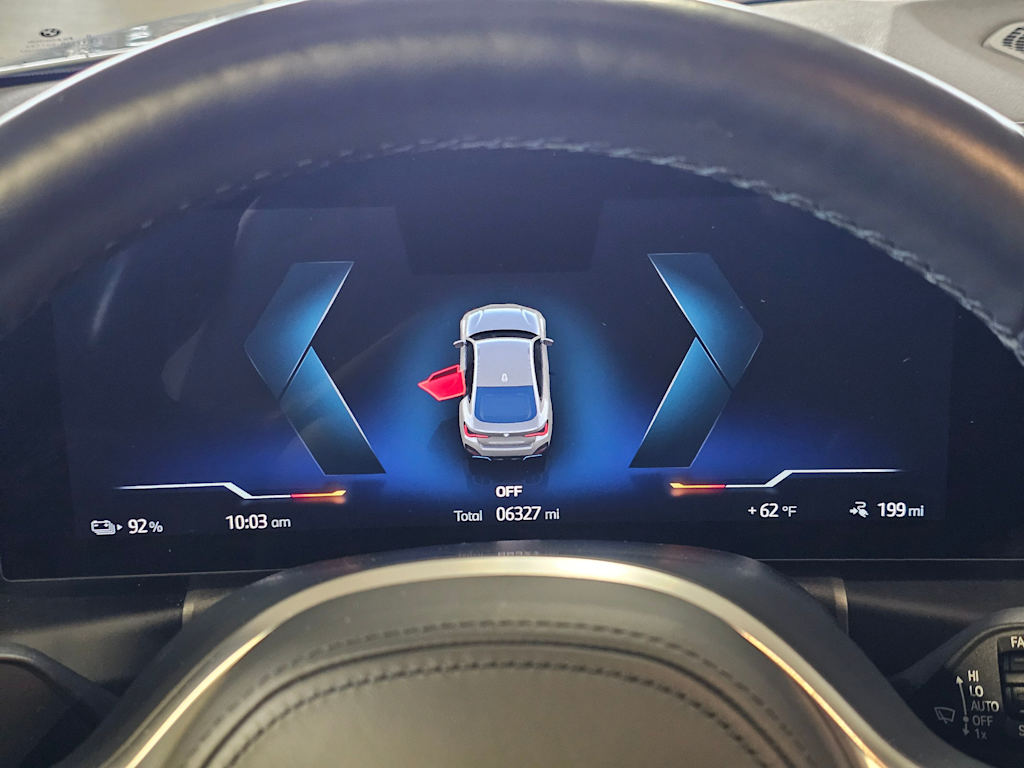 Thumbnail: 2023 BMW i4 - 17
