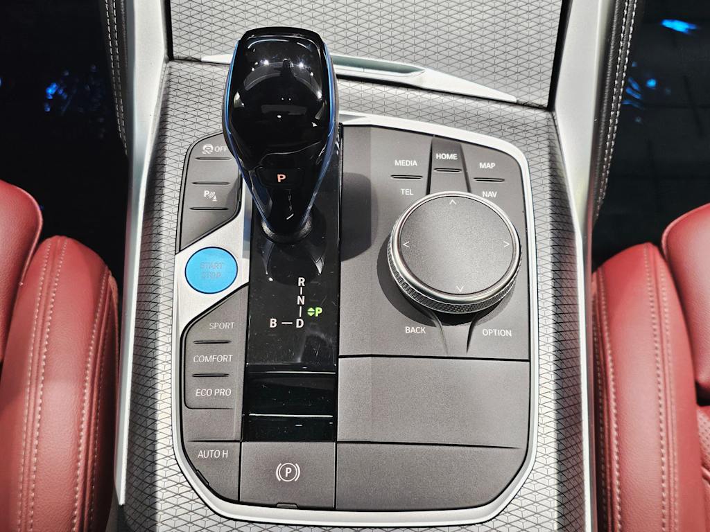 Thumbnail: 2023 BMW i4 - 22