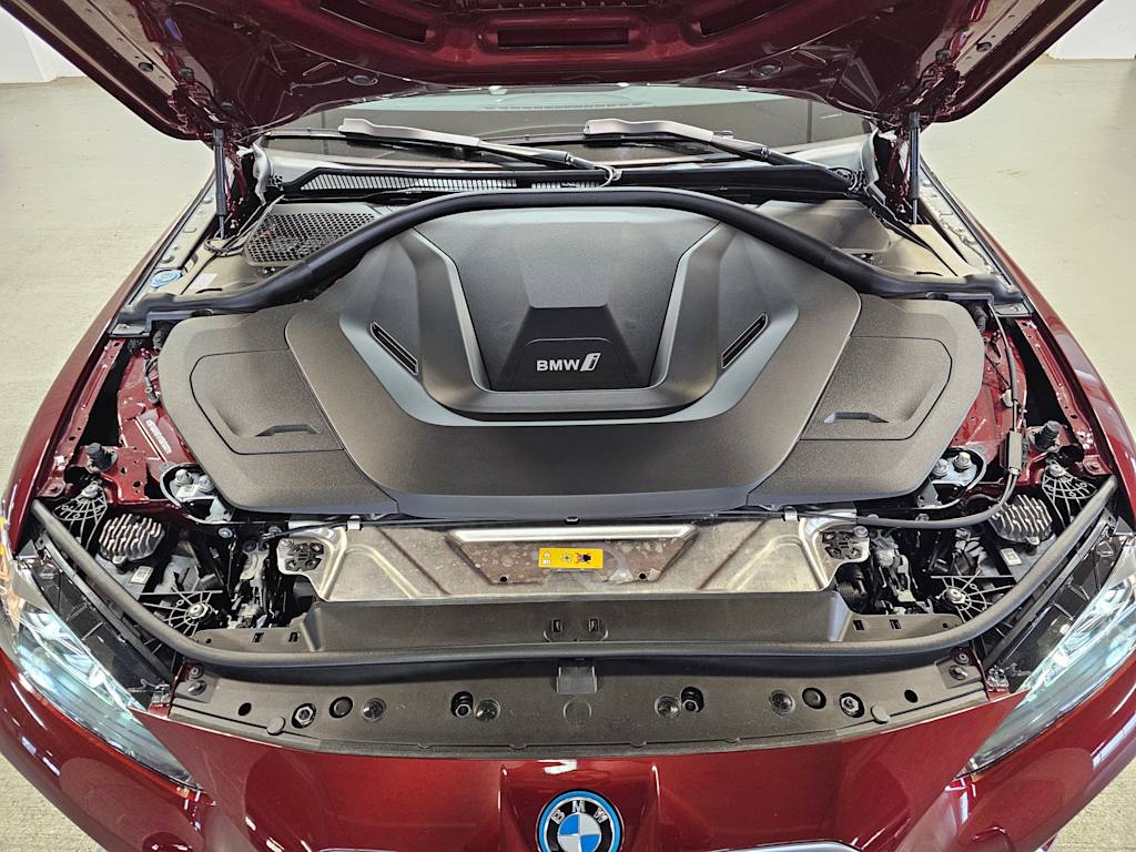 Thumbnail: 2023 BMW i4 - 7