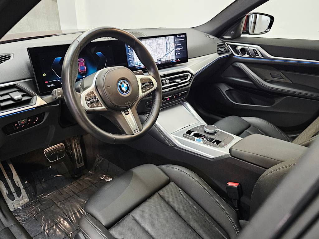 Thumbnail: 2023 BMW i4 - 2